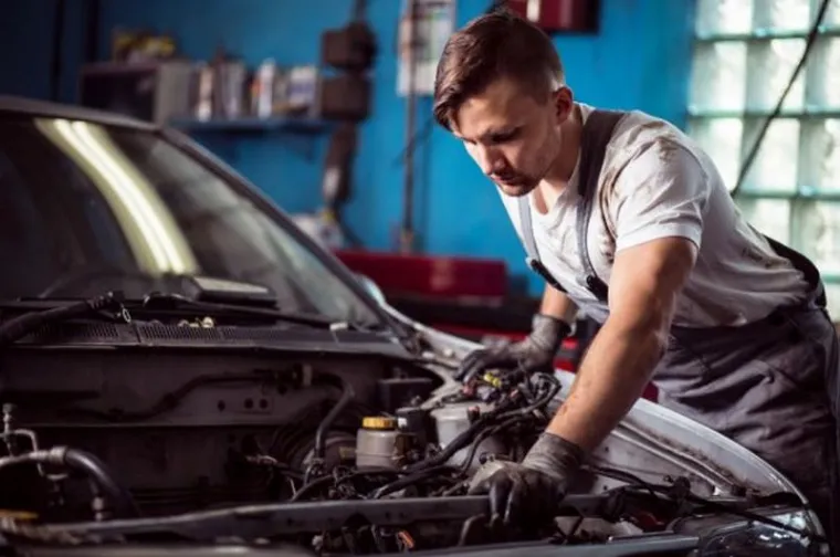 Remplacement de la courroie de distribution, Montceau-les-Mines, Auto Bourgogne Vacher